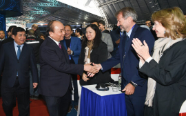 Không chịu đổi mới sáng tạo sớm muộn gì cũng sẽ mắc kẹt trong hố sâu năng suất thấp