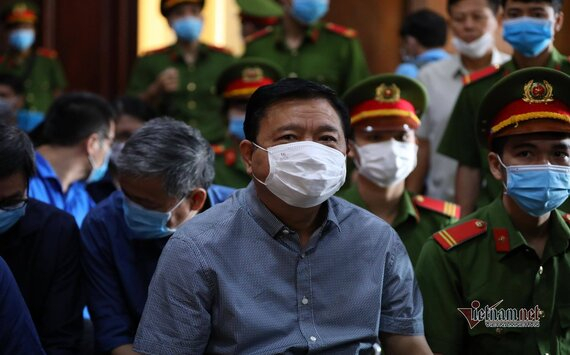 Cựu Bộ trưởng Bộ Giao thông Vận tải - ông Đinh La Thăng bị tuyên án 10 năm tù