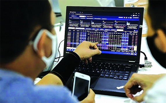 Thị trường chứng khoán hồi phục tích cực, VN-Index tăng hơn 3 điểm, nhóm thép bùng nổ