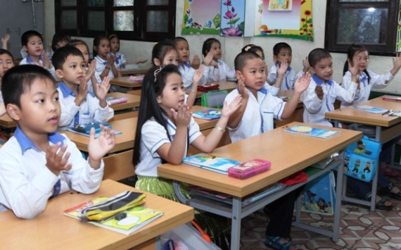 Một số địa phương chi hàng trăm tỷ đồng hỗ trợ học phí cho học sinh